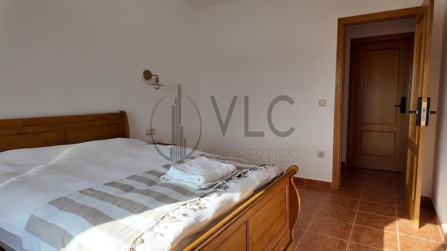 11 bedroom Villa for rent in Turis with pool garage - € 700 (Ref: 10130223)