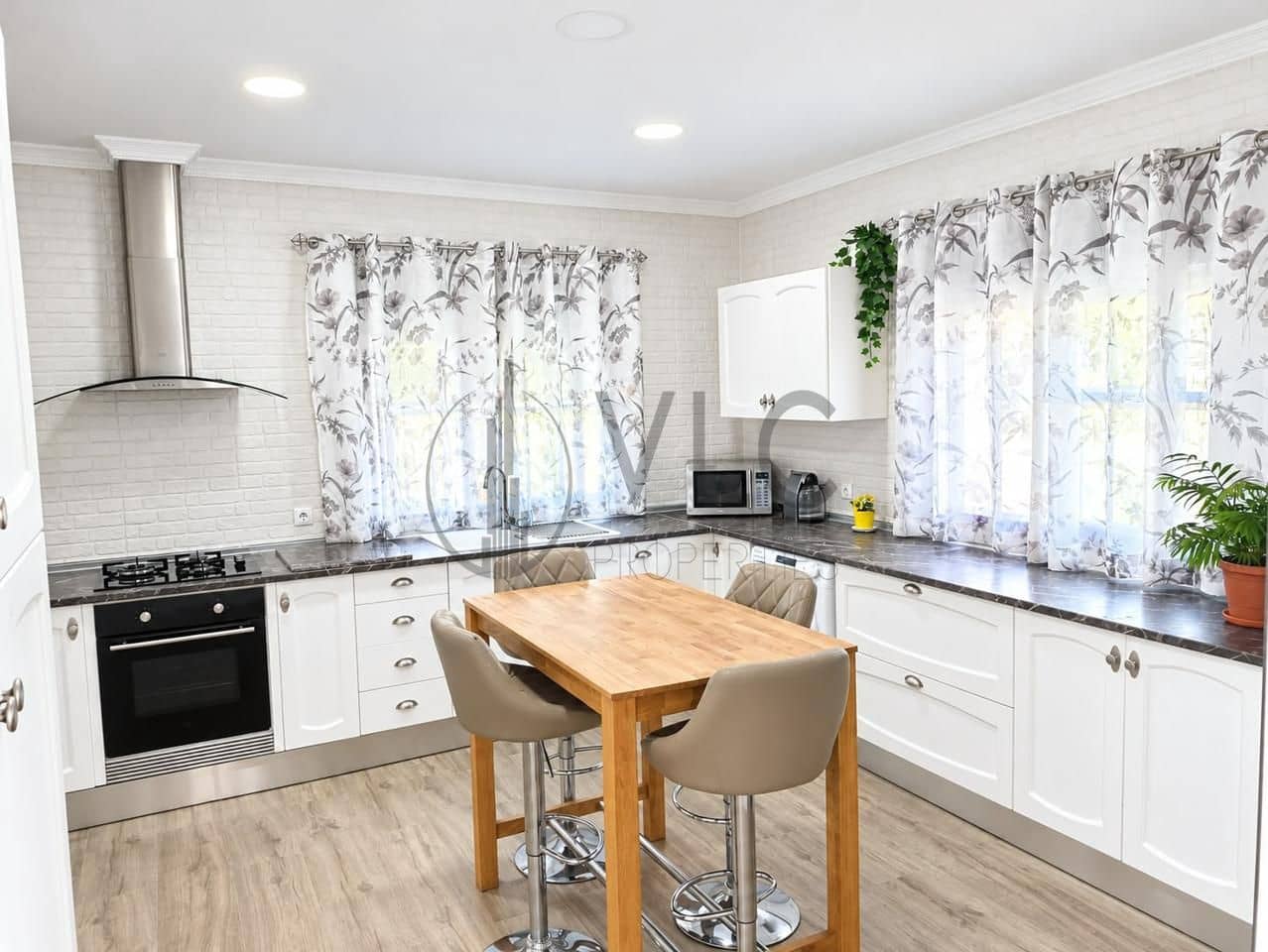 4 camera da letto Villa in vendita in Turis con piscina garage - 395.000 € (Rif: 10169085)