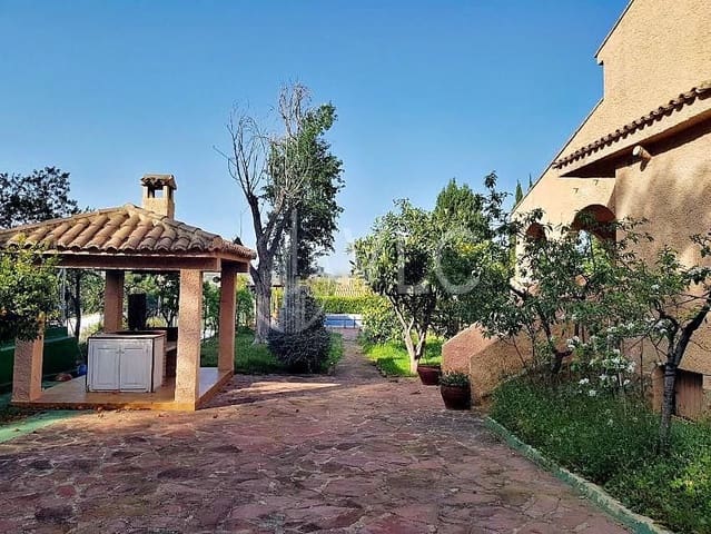 4 soverom Villa til salgs i Estivella med svømmebasseng garasje - € 375 000 (Ref: 6867335)