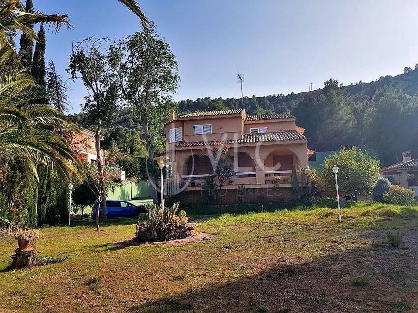 4 sovrum Villa till salu i Estivella med pool garage - 375 000 € (Ref: 6867335)