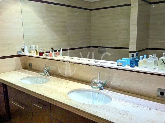 5 chambre Villa/Maison à vendre à Gilet avec piscine garage - 795 000 € (Ref: 6867336)