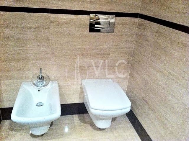 5 chambre Villa/Maison à vendre à Gilet avec piscine garage - 795 000 € (Ref: 6867336)