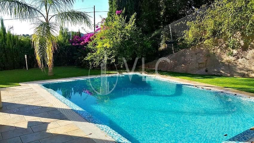 5 soveværelse Villa til salg i Gilet med swimmingpool garage - € 795.000 (Ref: 6867336)