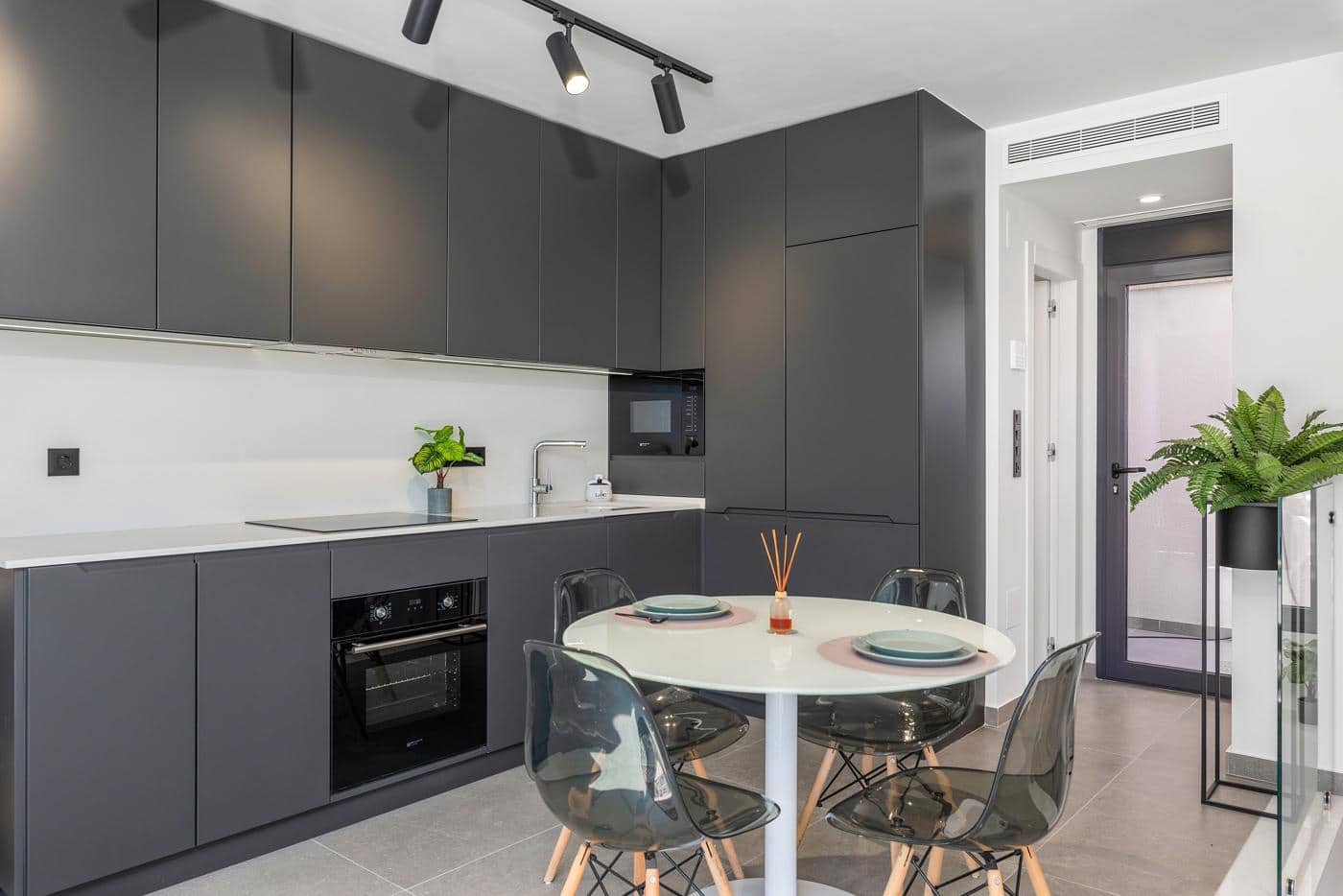 3 soverom Bungalow til salgs i Guardamar del Segura med svømmebasseng garasje - € 319 000 (Ref: 7130478)