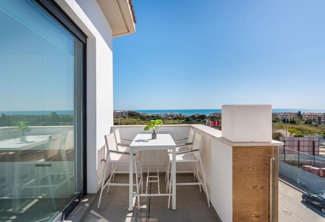 Bungalow de 3 habitaciones en Zona Pueblo, Guardamar del Segura en venta con piscina garaje - 319.000 € (Ref: 7130478)