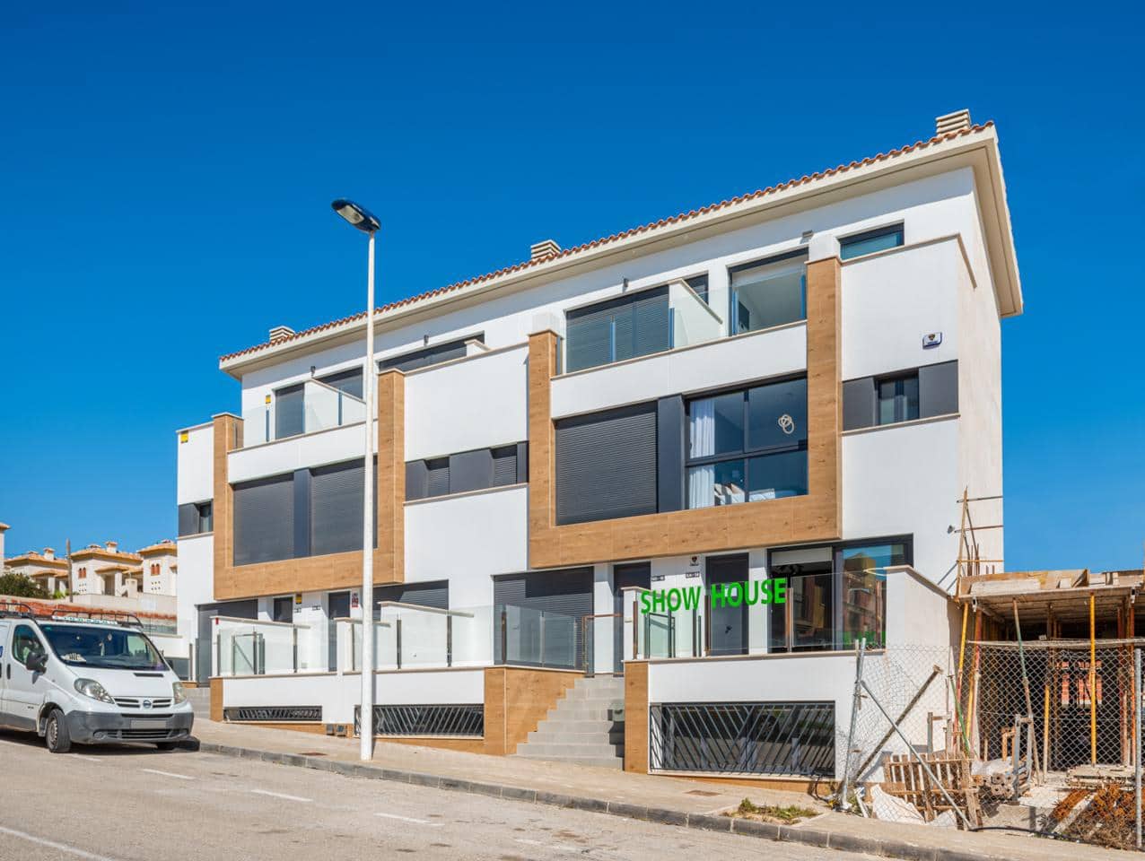 3 sypialnia Bungalow na sprzedaż w Guardamar del Segura z basenem garażem - 319 000 € (Ref: 7130478)