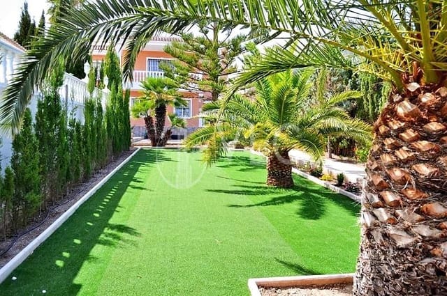 5 slaapkamer Villa te koop in Maryvilla, Calpe / Calp met zwembad garage - € 895.000 (Ref: 7176357)