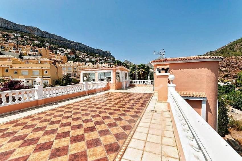 5 soveværelse Villa til salg i Calpe / Calp med swimmingpool garage - € 895.000 (Ref: 7176357)