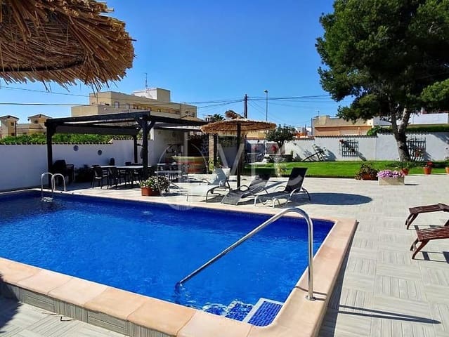 9 Zimmer Villa zu verkaufen in Lomas de Cabo Roig - Los Dolses, Orihuela mit Pool Garage - 674.000 € (Ref: 7307841)