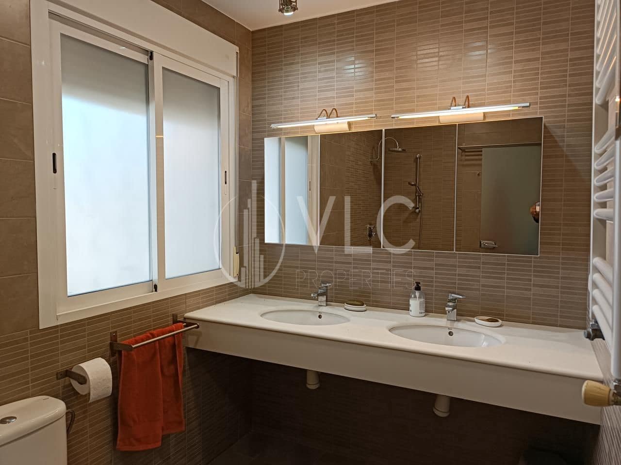 5 soveværelse Villa til salg i Godelleta med swimmingpool garage - € 440.000 (Ref: 7413423)