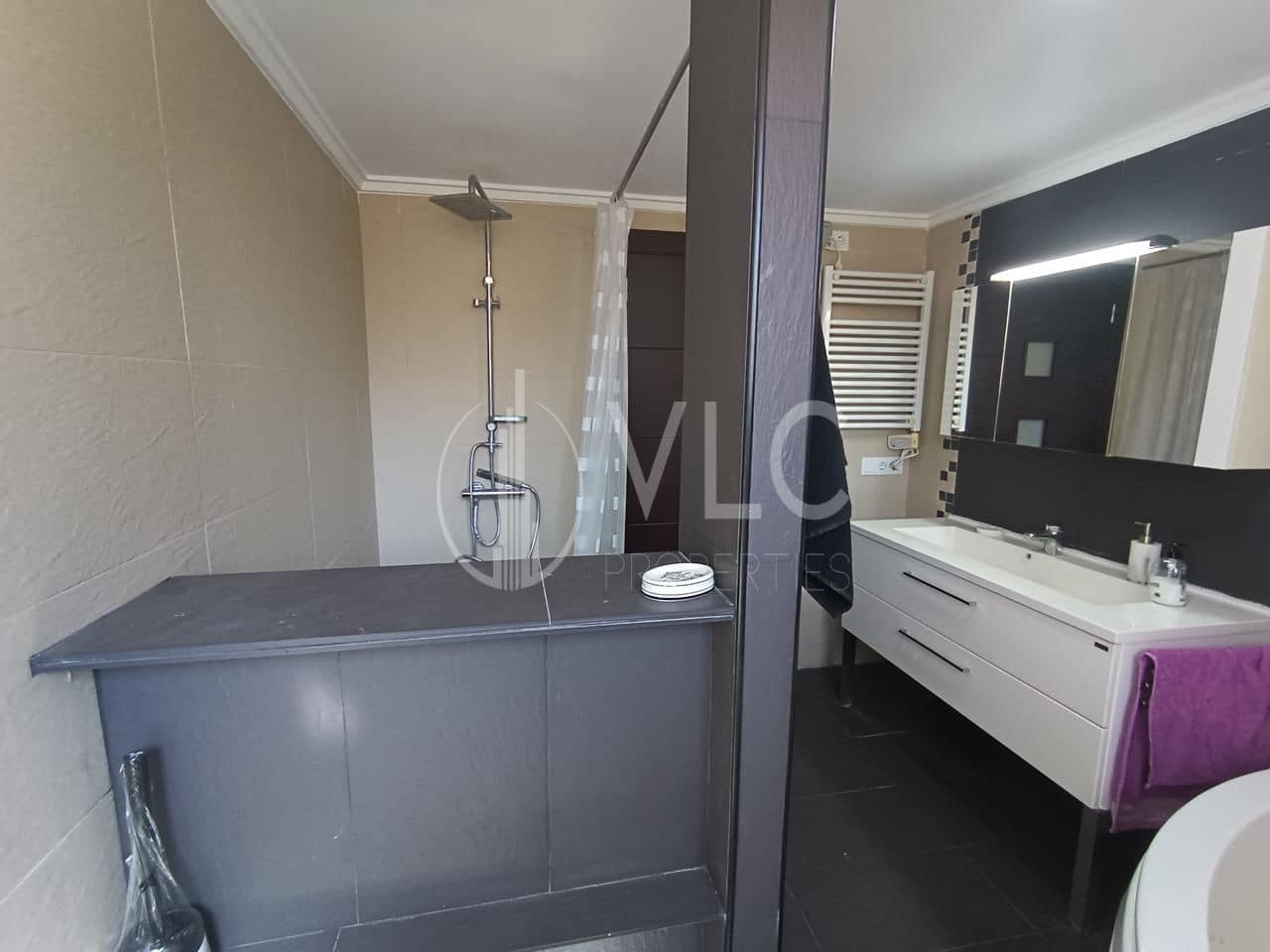 5 soveværelse Villa til salg i Godelleta med swimmingpool garage - € 440.000 (Ref: 7413423)