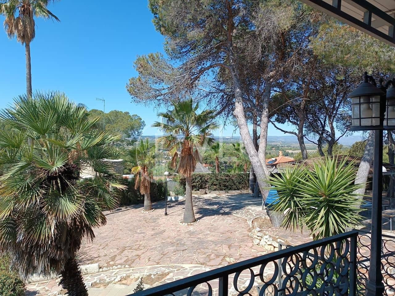 5 soveværelse Villa til salg i Godelleta med swimmingpool garage - € 440.000 (Ref: 7413423)