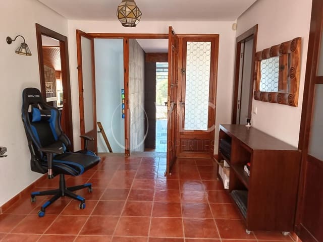 5 soveværelse Villa til salg i Godelleta med swimmingpool garage - € 440.000 (Ref: 7413423)