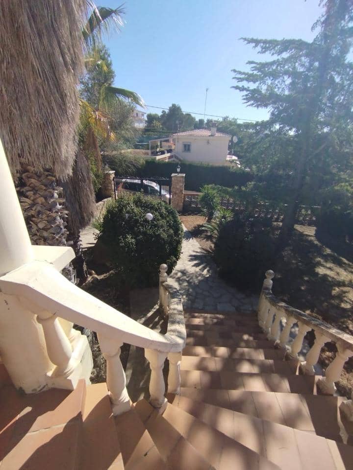4 Zimmer Villa zu verkaufen in Montserrat mit Pool Garage - 315.000 € (Ref: 7485666)