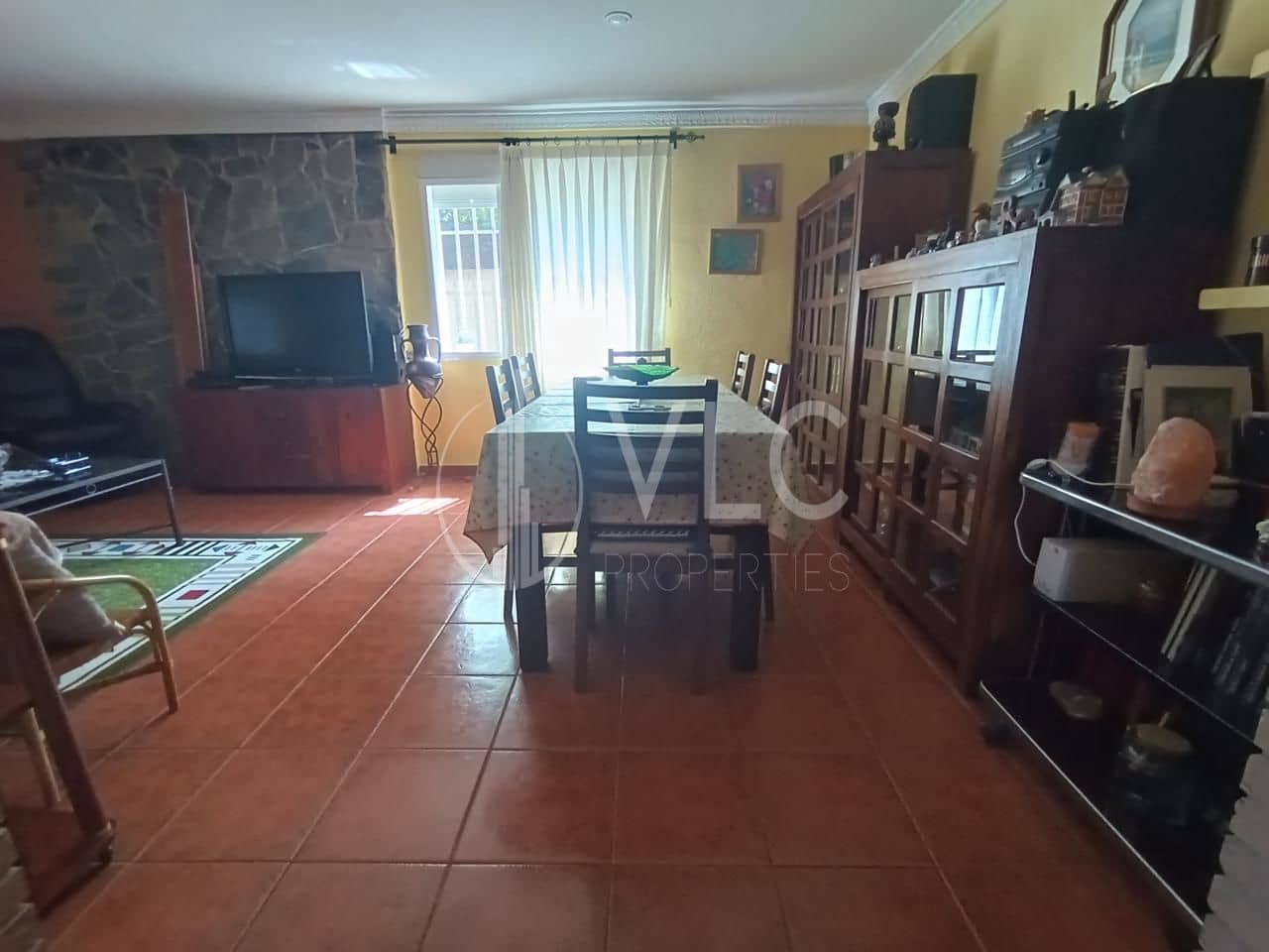 4 soveværelse Villa til salg i Montroy - € 210.000 (Ref: 7576121)