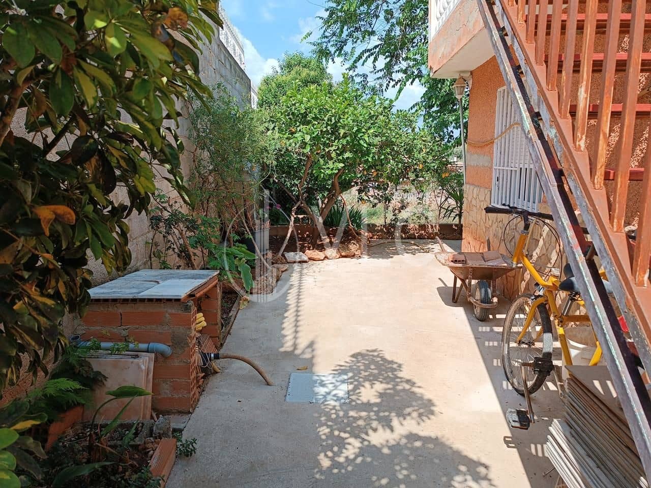 4 soveværelse Villa til salg i Montroy - € 210.000 (Ref: 7576121)