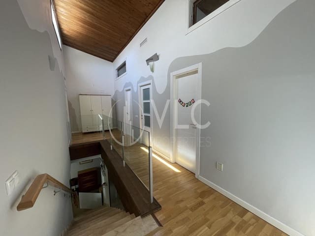 Chalet de 4 habitaciones en San Juan de Enova en venta con garaje - 285.000 € (Ref: 7581947)