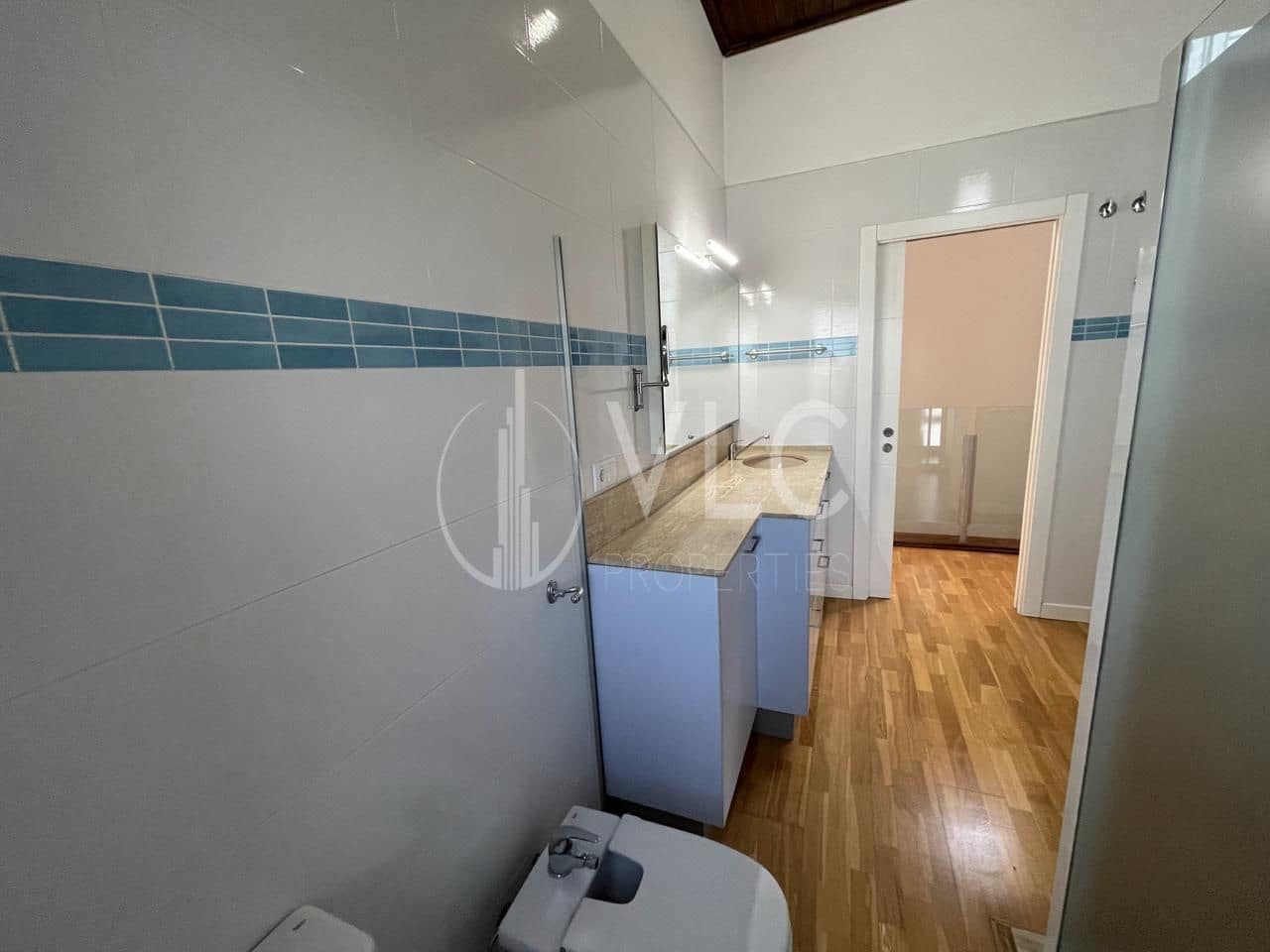 4 soverom Villa til salgs i San Juan de Enova med garasje - € 285 000 (Ref: 7581947)