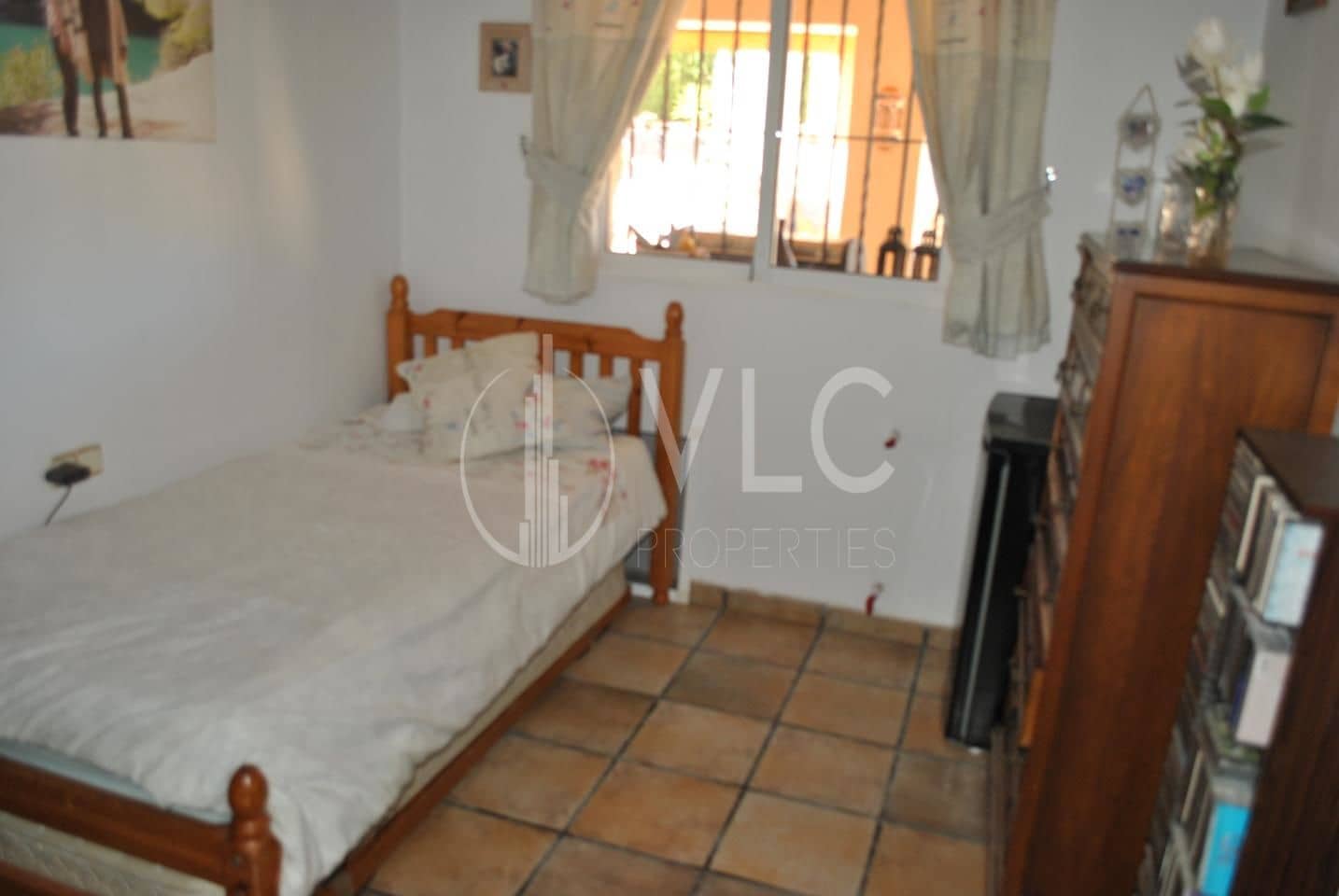 6 soveværelse Villa til salg i Turis med swimmingpool garage - € 329.500 (Ref: 7889121)