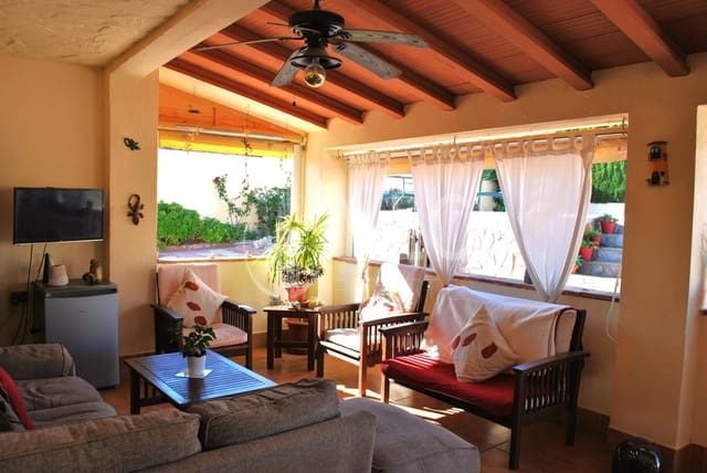 6 soveværelse Villa til salg i Turís med swimmingpool garage - € 329.500 (Ref: 7889121)