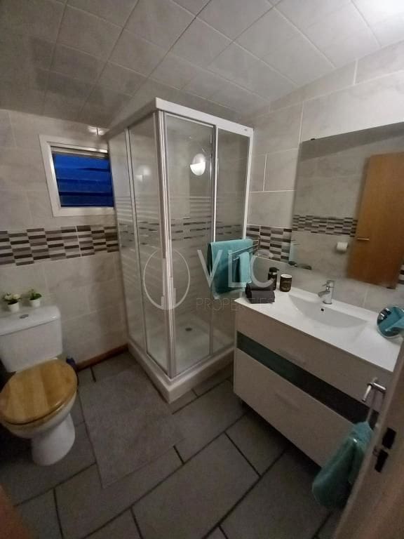 6 soveværelse Villa til salg i Turis med swimmingpool garage - € 329.500 (Ref: 7889121)