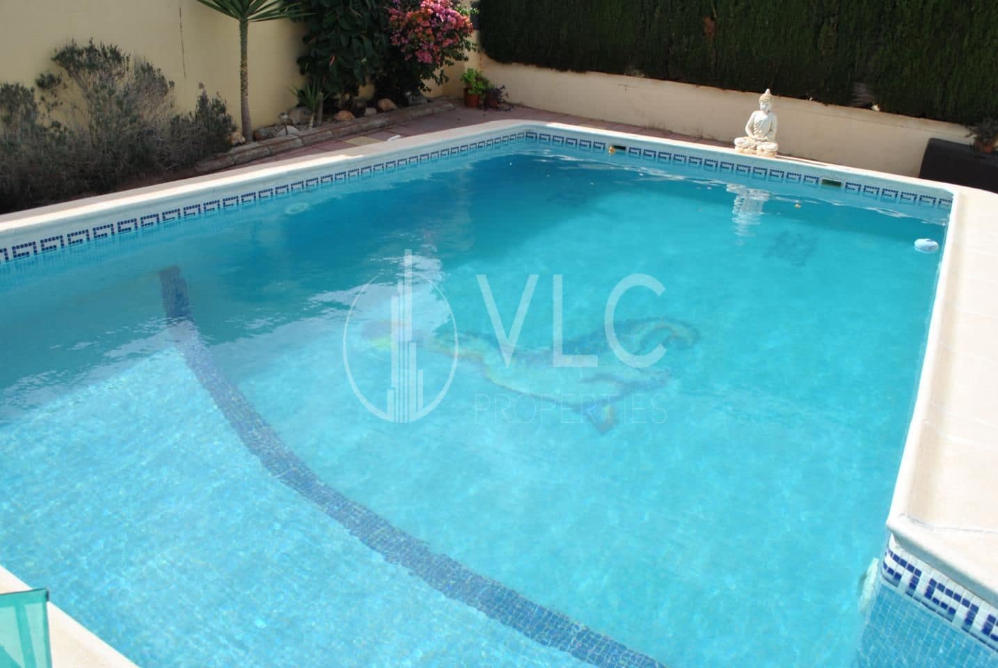 6 soveværelse Villa til salg i Turis med swimmingpool garage - € 329.500 (Ref: 7889121)