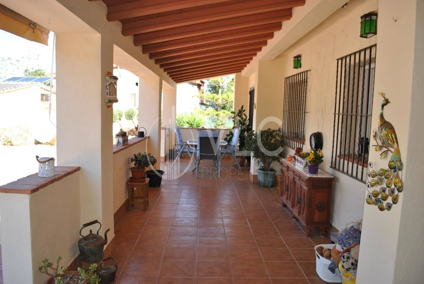 6 soveværelse Villa til salg i Turis med swimmingpool garage - € 329.500 (Ref: 7889121)