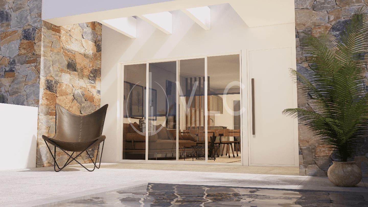 Chalet de 3 habitaciones en Villamartin en venta con piscina garaje - 294.000 € (Ref: 7987880)