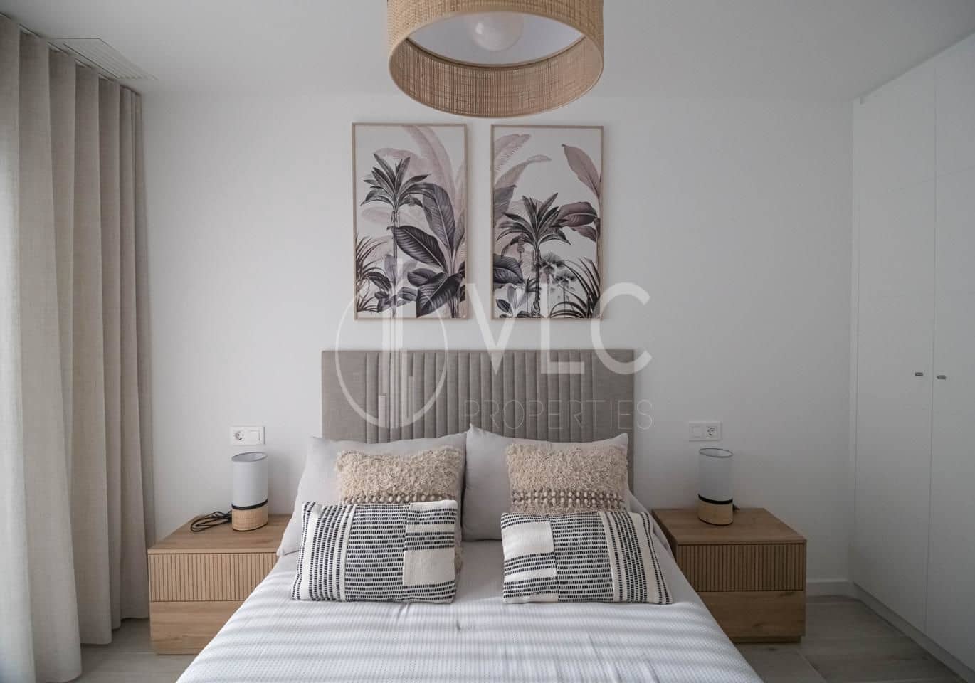 3 slaapkamer Villa te koop in Avileses met zwembad garage - € 259.000 (Ref: 7990383)