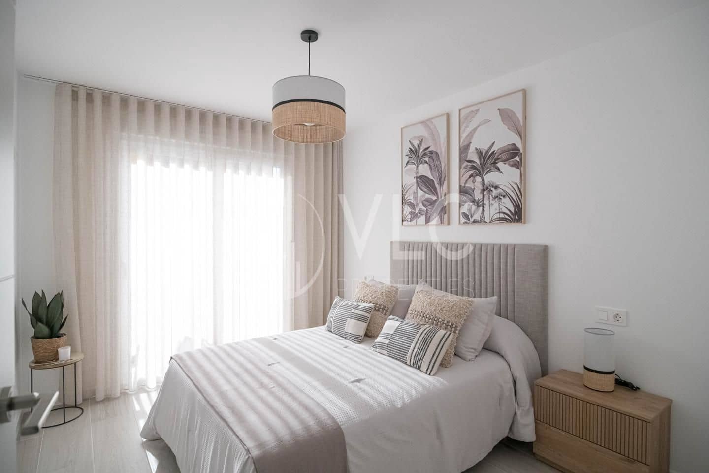 3 slaapkamer Villa te koop in Avileses met zwembad garage - € 259.000 (Ref: 7990383)