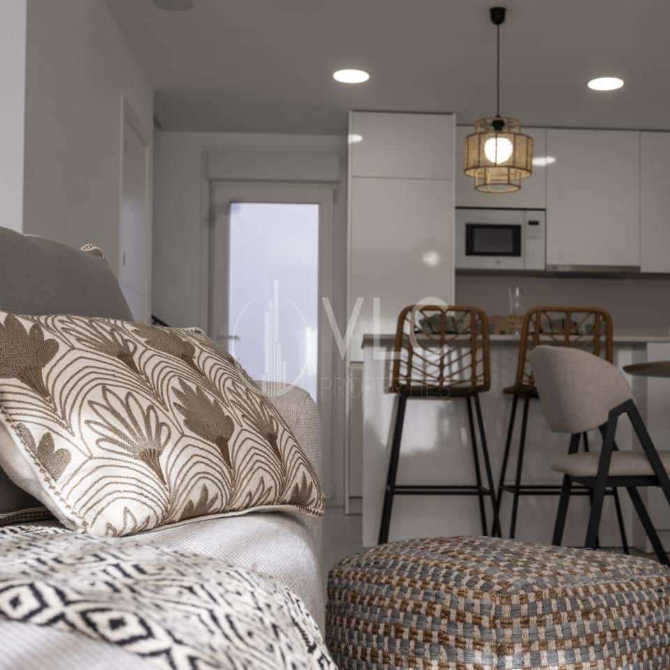 3 slaapkamer Villa te koop in Avileses met zwembad garage - € 259.000 (Ref: 7990383)