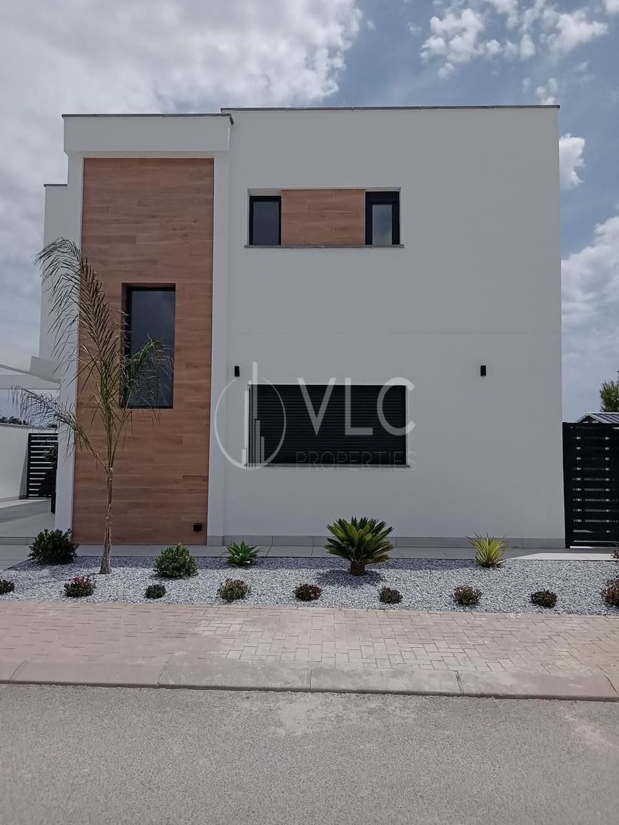 4 camera da letto Villa in vendita in Roda con piscina - 690.000 € (Rif: 8185212)