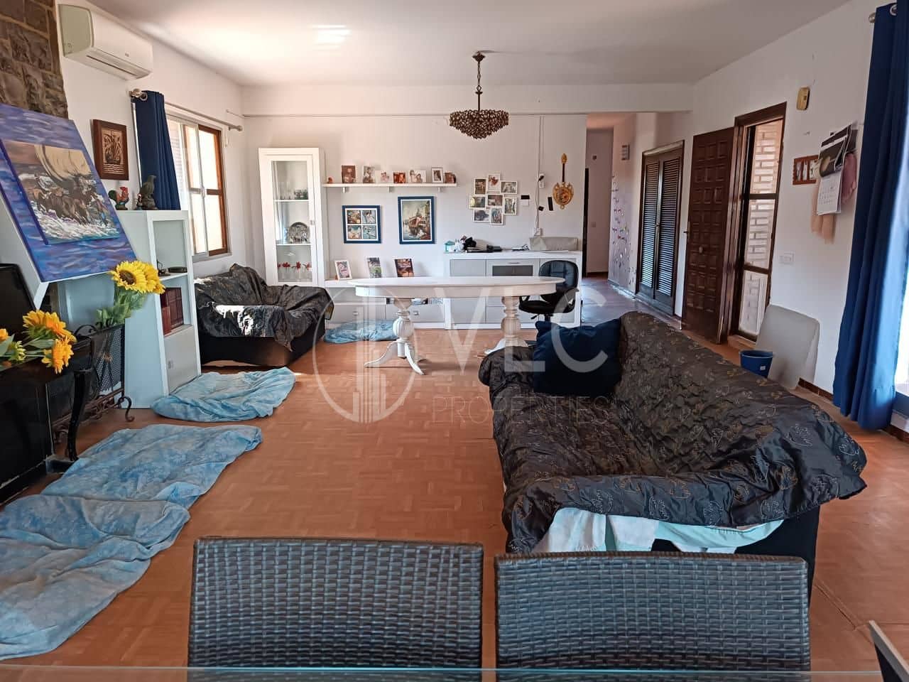 3 soveværelse Villa til salg i Montserrat med swimmingpool - € 299.000 (Ref: 8384723)