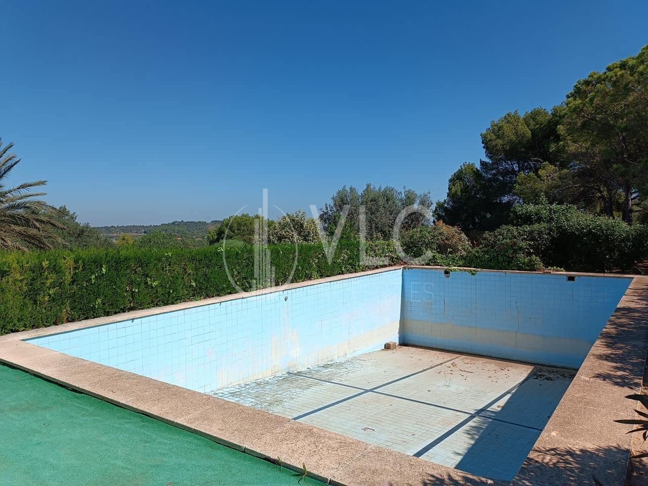 3 soveværelse Villa til salg i Montserrat med swimmingpool - € 299.000 (Ref: 8384723)