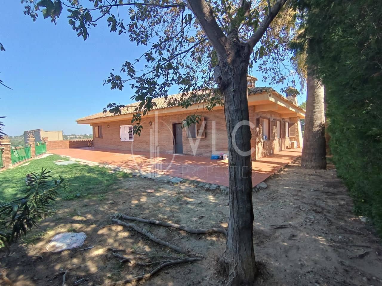 3 soveværelse Villa til salg i Montserrat med swimmingpool - € 299.000 (Ref: 8384723)