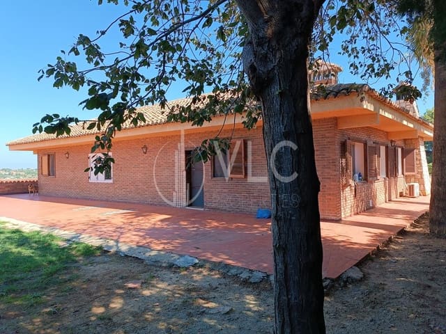 3 soveværelse Villa til salg i Montserrat med swimmingpool - € 299.000 (Ref: 8384723)