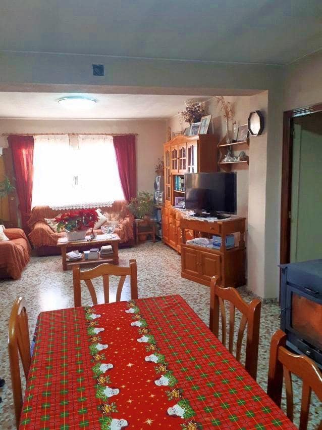 3 soveværelse Villa til salg i Vilafames med swimmingpool - € 275.000 (Ref: 8412949)