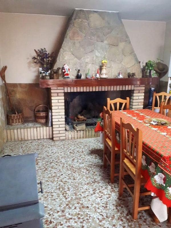 Chalet de 3 habitaciones en Vilafamés en venta con piscina - 275.000 € (Ref: 8412949)