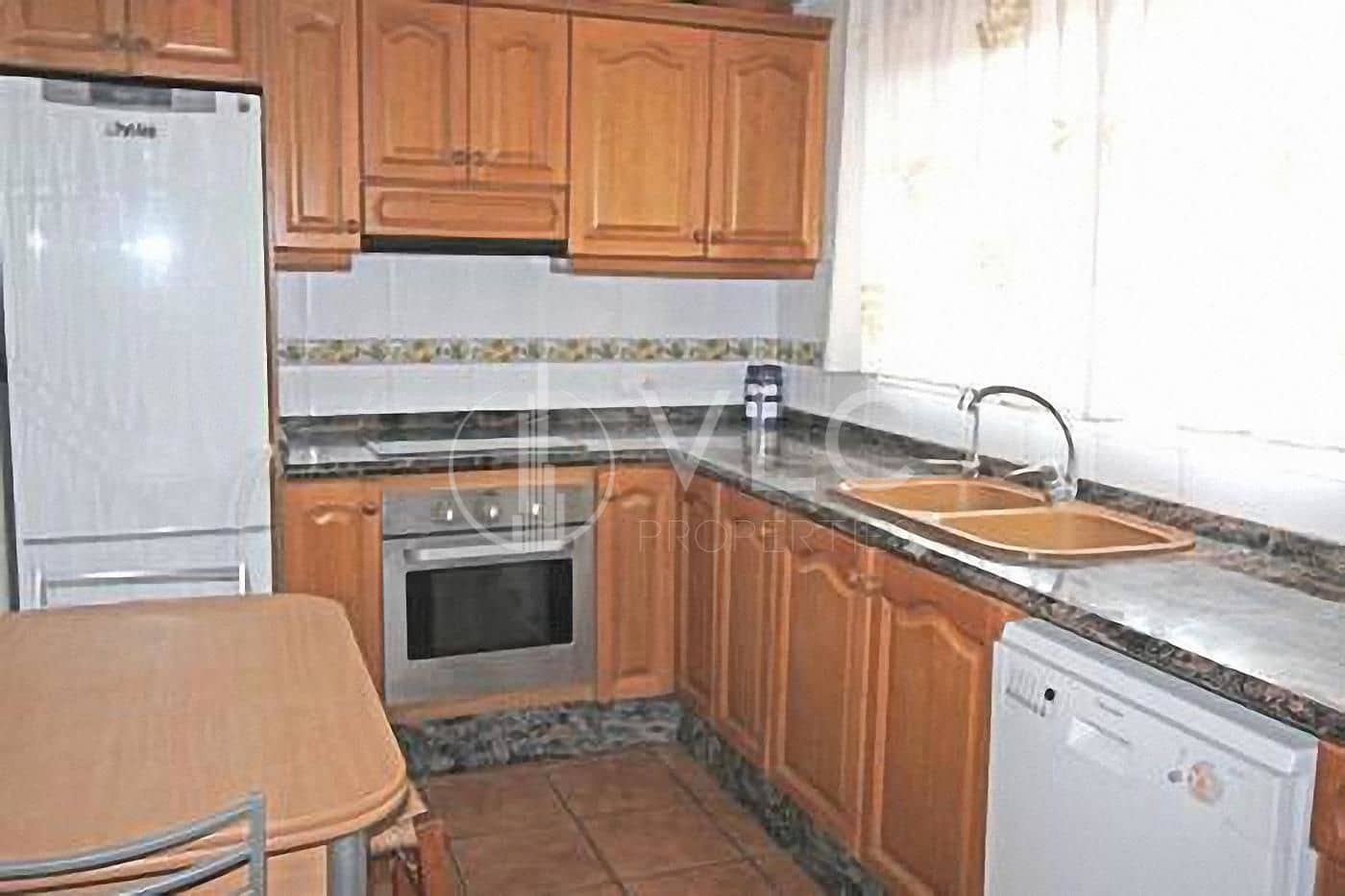 4 soveværelse Villa til salg i Montserrat med swimmingpool garage - € 294.000 (Ref: 8435036)