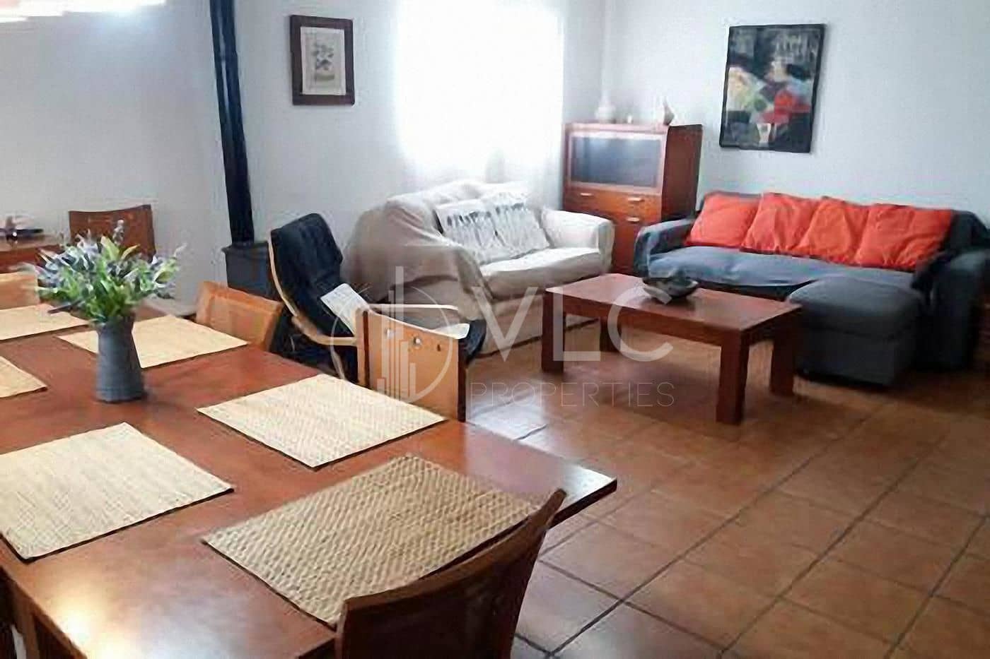 4 soveværelse Villa til salg i Montserrat med swimmingpool garage - € 294.000 (Ref: 8435036)