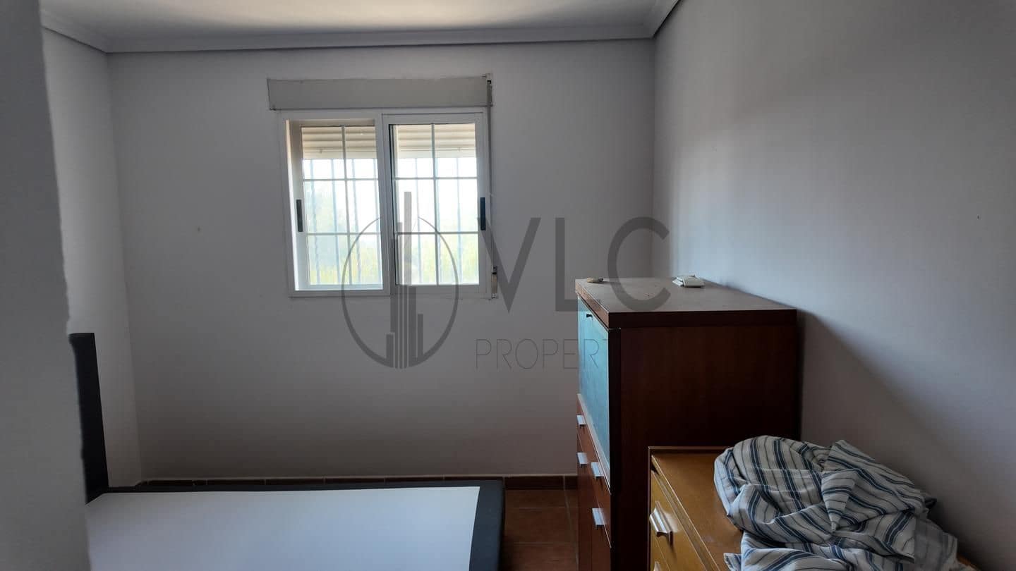 4 soveværelse Villa til salg i Montserrat med swimmingpool garage - € 294.000 (Ref: 8435036)