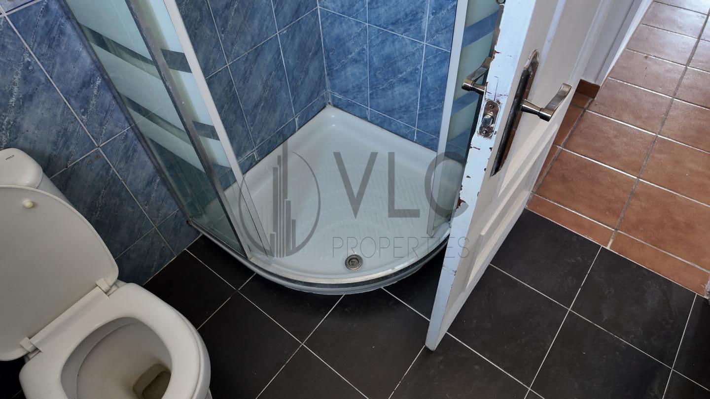 4 soveværelse Villa til salg i Montserrat med swimmingpool garage - € 294.000 (Ref: 8435036)