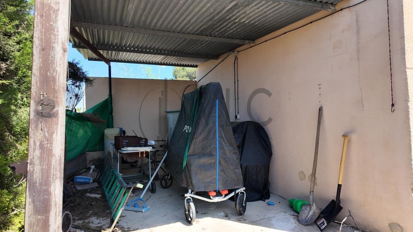 4 soveværelse Villa til salg i Montserrat med swimmingpool garage - € 294.000 (Ref: 8435036)