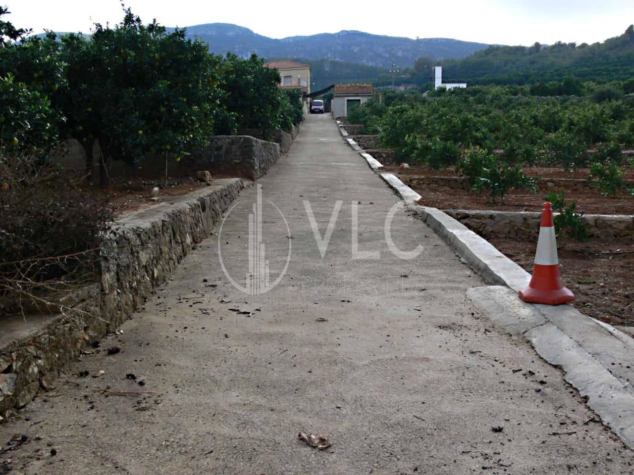 3 soverom Villa til salgs i Alzira med svømmebasseng garasje - € 220 000 (Ref: 8471875)