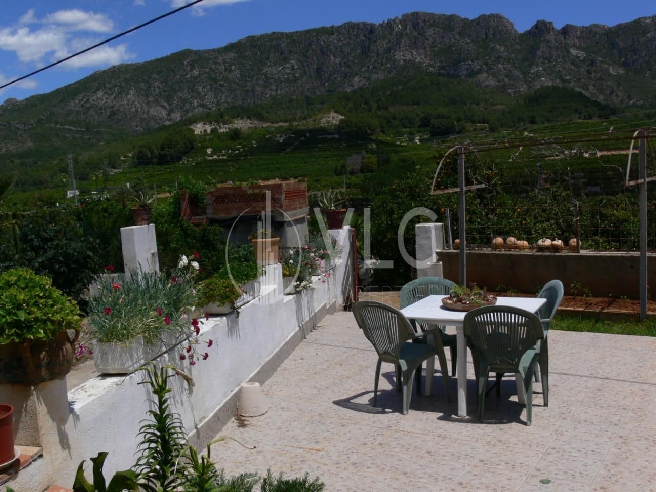 3 soverom Villa til salgs i Alzira med svømmebasseng garasje - € 220 000 (Ref: 8471875)