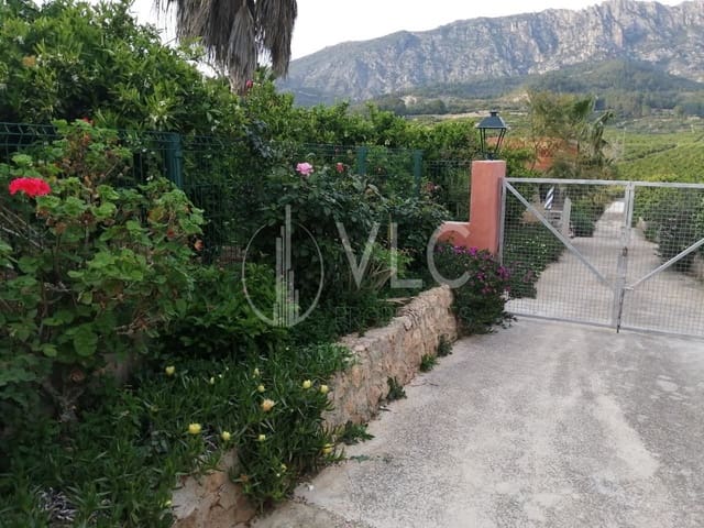 3 soverom Villa til salgs i Alzira med svømmebasseng garasje - € 220 000 (Ref: 8471875)