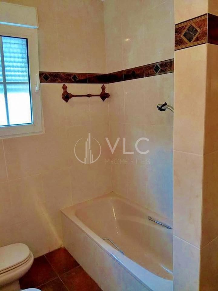 9 soveværelse Villa til salg i Picassent med swimmingpool garage - € 750.000 (Ref: 8518879)