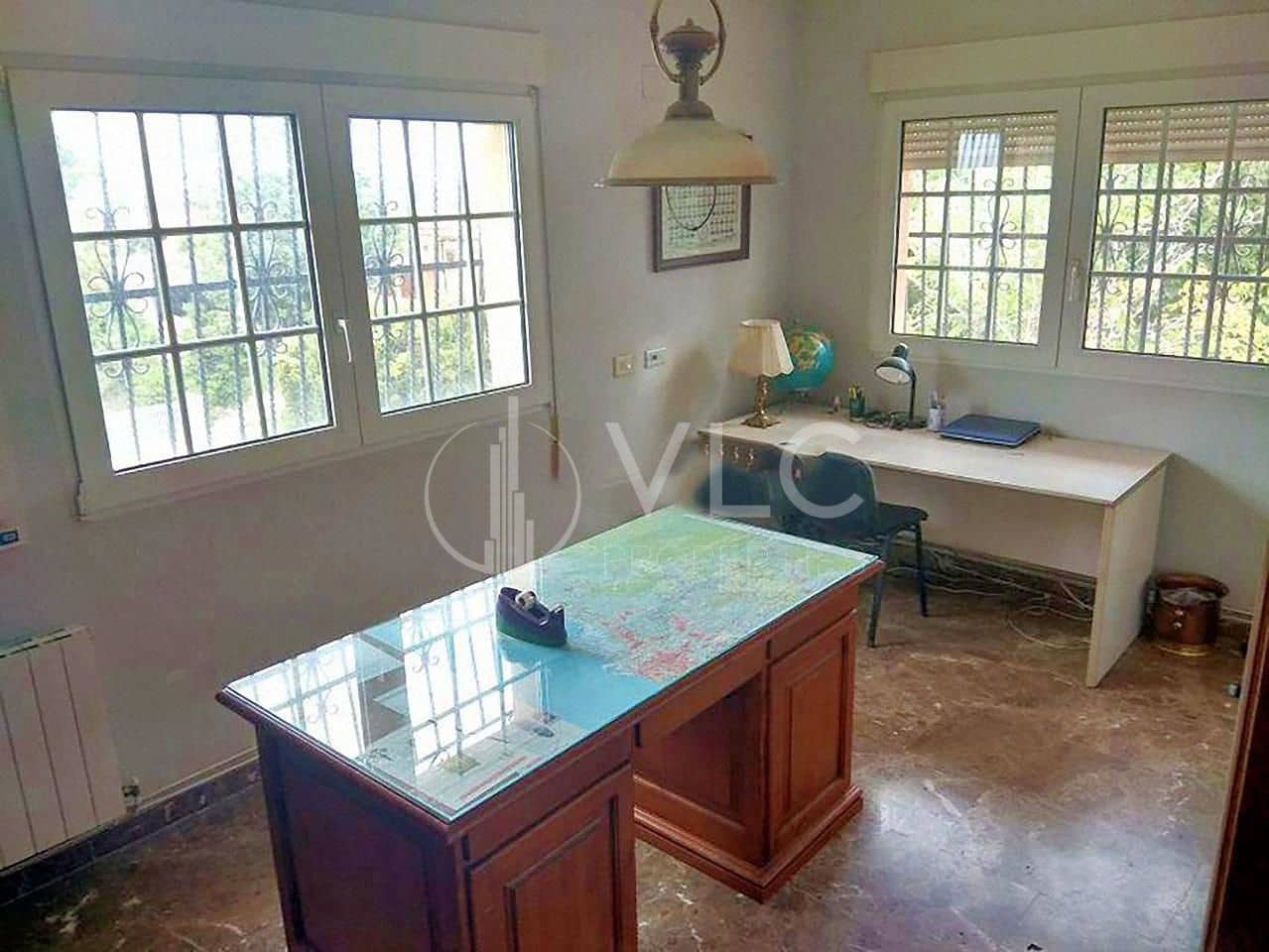 9 soveværelse Villa til salg i Picassent med swimmingpool garage - € 750.000 (Ref: 8518879)