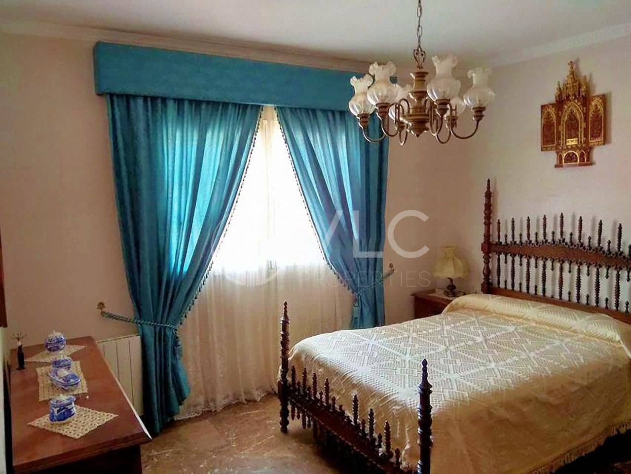 9 soveværelse Villa til salg i Picassent med swimmingpool garage - € 750.000 (Ref: 8518879)