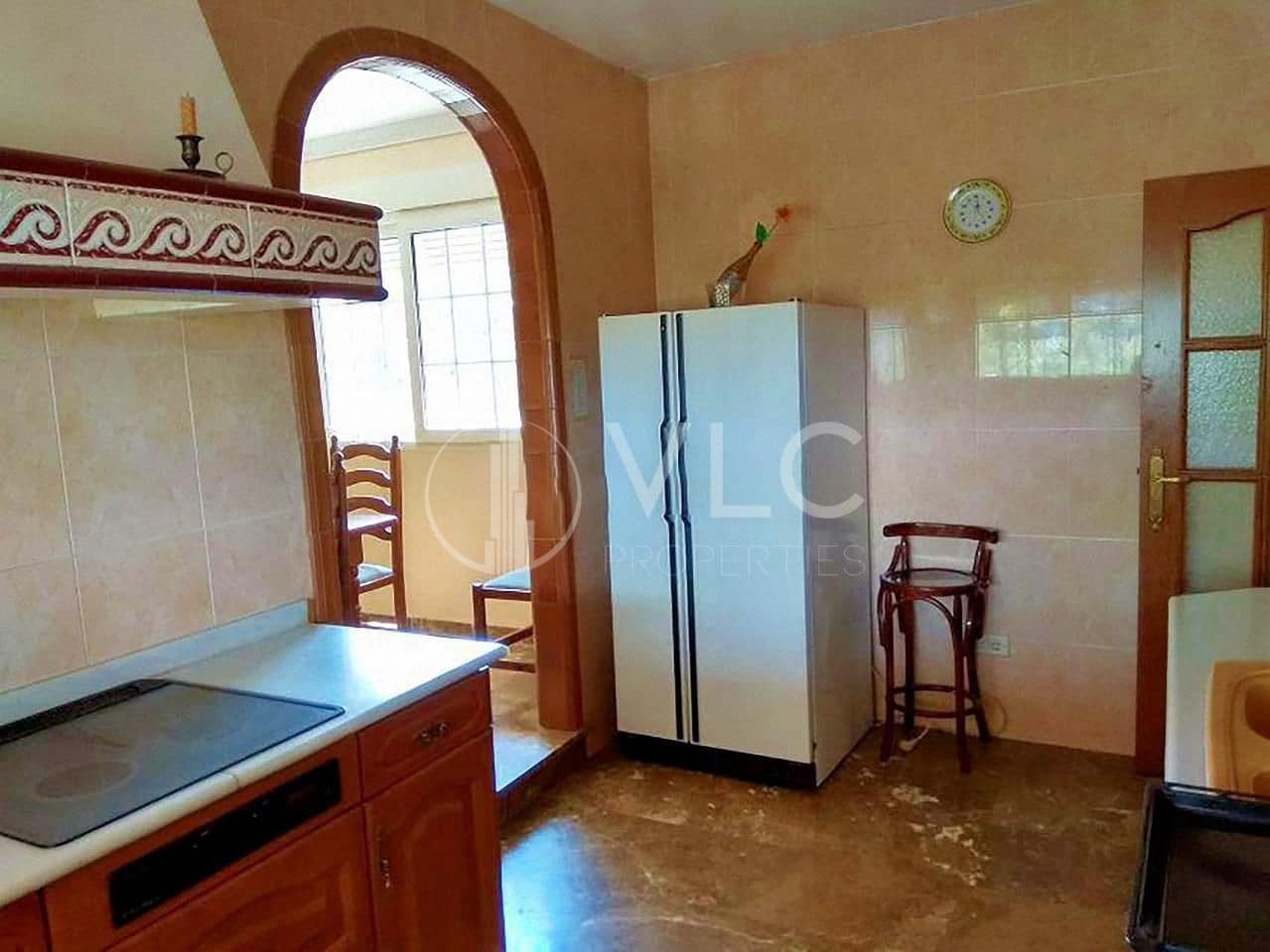 9 soveværelse Villa til salg i Picassent med swimmingpool garage - € 750.000 (Ref: 8518879)